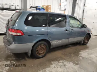 2003 Toyota Sienna CE with VIN 4T3ZF19C13U512777, listed as a Copart auction lot 46268535 with 293,221 mi miles and Clean Title. Bid and sale history available at carsss.com. Image 3.