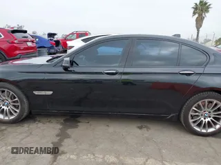 2015 BMW 7 Series 740i with VIN WBAYA6C54FG273188, listed as a IAAI auction lot 42563572 with 70,675 mi miles and . Bid and sale history available at DreamBid. Image 15.
