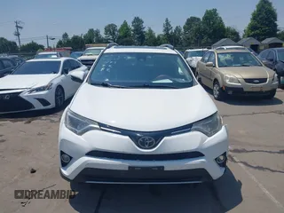 2018 Toyota RAV4 XLE z VIN 2T3WFREV1JW459553, wystawiony jako IAAI lot #42423474 z przebiegiem 129 523 mil mil oraz . Historia ofert i sprzedaży dostępna na DreamBid. Obrazek 12.