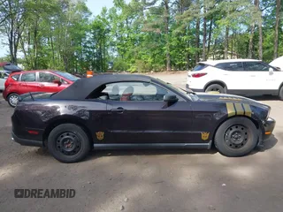 2012 Ford Mustang V6 with VIN 1ZVBP8EM4C5203282, listed as a IAAI auction lot 42133833 with 87,244 mi miles and . Bid and sale history available at DreamBid. Image 14.