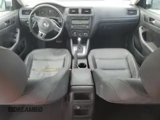 2011 Volkswagen Jetta SE с VIN 3VWDZ7AJ7BM316788, выставлен на аукционе Copart как лот 61059595 с пробегом 116 384 миль миль и Списание • Salvage title. История ставок и продаж доступна на DreamBid. Изображение 8.