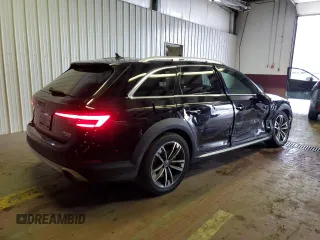 2019 Audi A4 allroad Premium Plus with VIN WA18NAF44KA037404, listed as a Copart auction lot 37731484 with 28,037 mi miles. Bid and sale history available at carsss.com. Image 3.