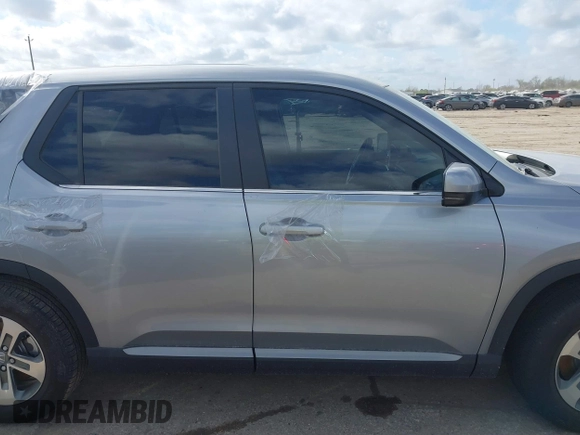2025 Honda Pilot EX-L z VIN 5FNYG2H46SB013504, wystawiony jako IAAI lot #41777928 z przebiegiem 5 163 mil mil oraz . Historia ofert i sprzedaży dostępna na DreamBid. Obrazek 14.