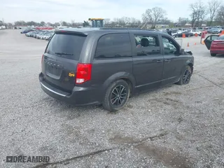 2018 Dodge Grand Caravan GT with VIN 2C4RDGEG8JR220956, listed as a IAAI auction lot 41828202 with 149,386 mi miles. Bid and sale history available at carsss.com. Image 4.