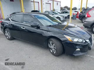 2019 Nissan Altima S z VIN 1N4BL4BV5KN307594, wystawiony jako IAAI lot #42121781 z przebiegiem 74 082 mil mil oraz . Historia ofert i sprzedaży dostępna na DreamBid. Obrazek 1.