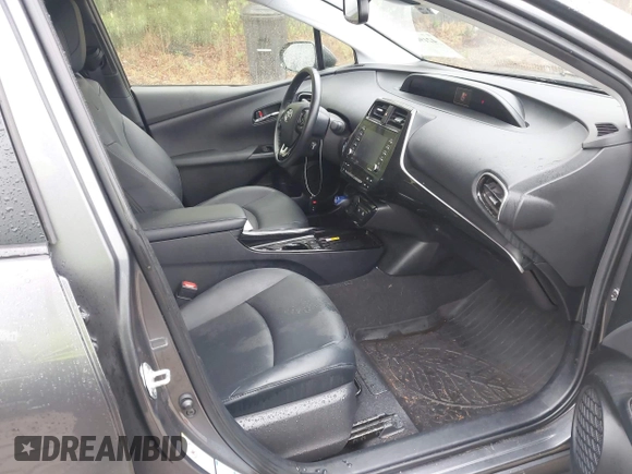 2021 Toyota Prius LE z VIN JTDL9MFU5M3023704, wystawiony jako IAAI lot #42190887 z przebiegiem 45 711 mil mil oraz . Historia ofert i sprzedaży dostępna na DreamBid. Obrazek 5.