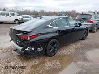 2024 Lexus ES 300h with VIN 58ABA1C1XRU037552, listed as a IAAI auction lot 41740338 with 21,655 mi miles and . Bid and sale history available at DreamBid. Image 4.