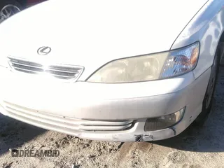 2001 Lexus ES with VIN JT8BF28GX10308569, listed as a IAAI auction lot 41159614 with 188,842 mi miles. Bid and sale history available at carsss.com. Image 6.