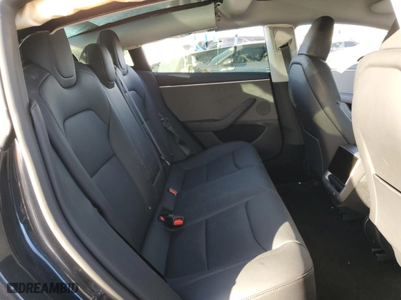 2025 Tesla Model 3 Long Range with VIN 5YJ3E1EA2SF876935, listed as a Copart auction lot 89218255 with 3,565 mi miles and Salvage Title. Bid and sale history available at carsss.com. Image 10.