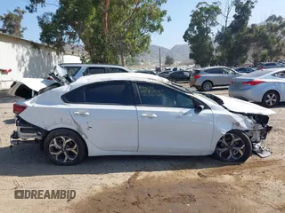 2021 Kia Forte LXS with VIN 3KPF24AD9ME391224, listed as a IAAI auction lot 42649114 with Not provided miles and . Bid and sale history available at DreamBid. Image 12.