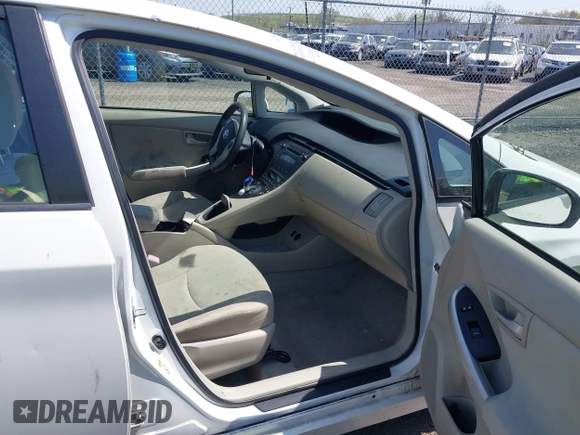 2010 Toyota Prius II with VIN JTDKN3DU8A0045522, listed as a IAAI auction lot 42092044 with 269,694 mi miles and . Bid and sale history available at DreamBid. Image 5.