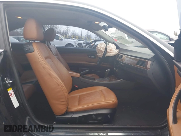 2007 BMW 3 Series 328xi with VIN WBAWC33597PD07288, listed as a IAAI auction lot 41528340 with 182,013 mi miles and . Bid and sale history available at DreamBid. Image 5.