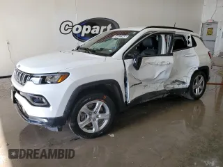 2024 Jeep Compass Latitude with VIN 3C4NJDBN3RT608064, listed as a Copart auction lot 54022345 with 44,171 mi miles and Salvage Title. Bid and sale history available at carsss.com. Image 1.