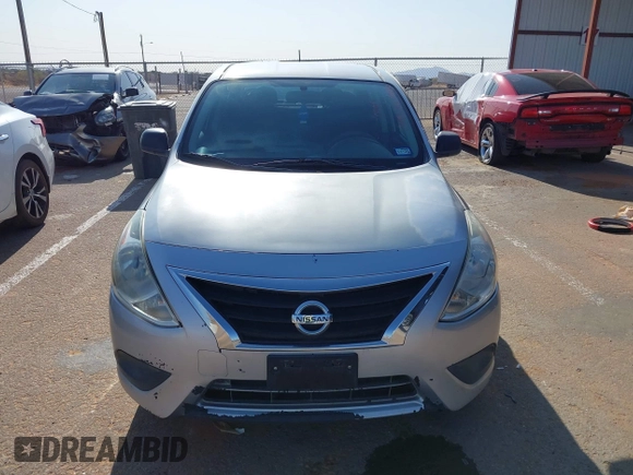 2015 Nissan Versa SV with VIN 3N1CN7AP7FL940992, listed as a IAAI auction lot 41972981 with 92,304 mi miles. Bid and sale history available at carsss.com. Image 12.