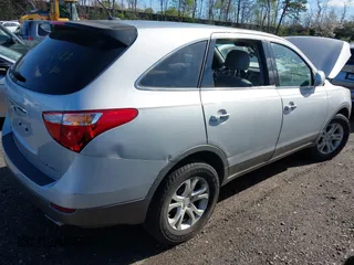 2008 Hyundai Veracruz GLS with VIN KM8NU13C08U077053, listed as a IAAI auction lot 42142293 with Not Provided miles and . Bid and sale history available at DreamBid. Image 4.