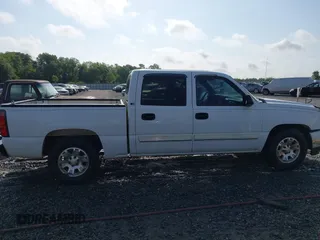 2007 Chevrolet Silverado 1500 LS with VIN 2GCEC13V971183391, listed as a IAAI auction lot 42151015 with 314,833 mi miles and . Bid and sale history available at DreamBid. Image 13.