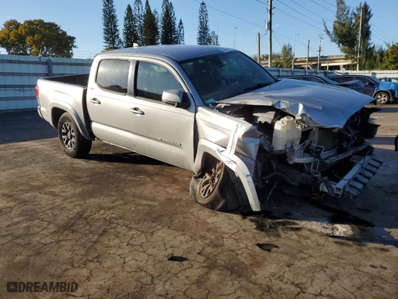 2020 Toyota Tacoma 2WD SR5 with VIN 3TMAZ5CN8LM130155, listed as a Copart auction lot 42946185 with 41,376 mi miles and Non Repairable. Bid and sale history available at carsss.com. Image 4.
