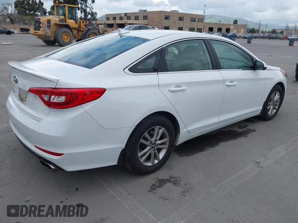 2017 Hyundai Sonata SE with VIN 5NPE24AF8HH595026, listed as a IAAI auction lot 41906112 with 165,519 mi miles. Bid and sale history available at carsss.com. Image 4.
