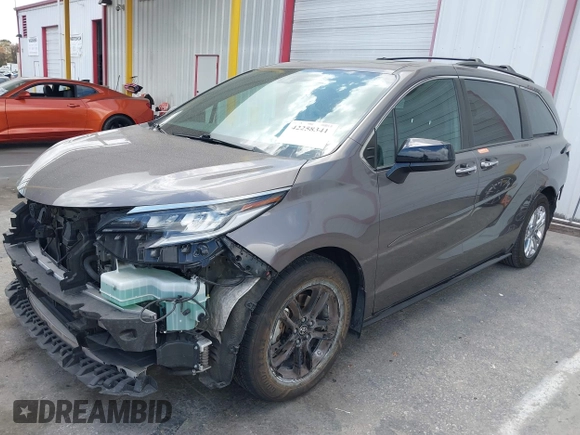 2022 Toyota Sienna XSE z VIN 5TDDSKFC6NS057817, wystawiony jako IAAI lot #42258341 z przebiegiem 196 985 mil mil oraz . Historia ofert i sprzedaży dostępna na DreamBid. Obrazek 18.