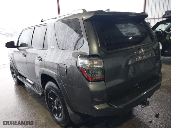 2018 Toyota 4Runner SR5 with VIN JTEZU5JR8J5170306, listed as a IAAI auction lot 41554154 with 63,030 mi miles. Bid and sale history available at carsss.com. Image 3.