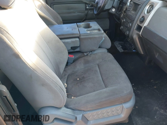 2013 Ford F-150 XL with VIN 1FTFX1CF0DFA71326, listed as a IAAI auction lot 41818945 with 261,183 mi miles and . Bid and sale history available at DreamBid. Image 5.