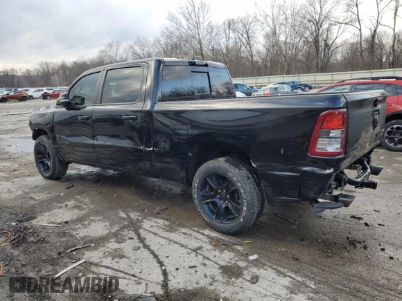 2022 Ram 1500 Big Horn z VIN 1C6SRFMT0NN294989, wystawiony jako Copart lot #47314515 z przebiegiem 46 063 mil mil oraz Szkoda całkowita • Salvage title. Historia ofert i sprzedaży dostępna na DreamBid. Obrazek 2.