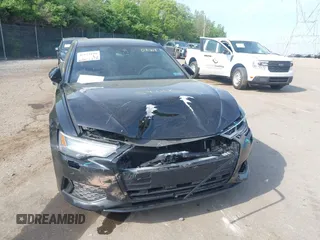 2021 Audi A6 Premium z VIN WAUD3AF21MN071219, wystawiony jako IAAI lot #42177199 z przebiegiem 72 789 mil mil oraz . Historia ofert i sprzedaży dostępna na DreamBid. Obrazek 6.