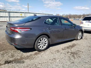 2019 Toyota Camry LE with VIN 4T1B11HK8KU179087, listed as a Copart auction lot 52373775 with 33,215 mi miles and Salvage Title. Bid and sale history available at carsss.com. Image 3.