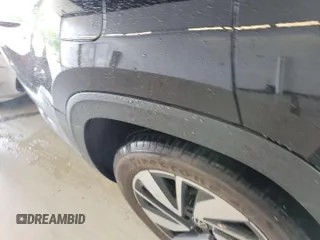2024 Volkswagen Atlas SE with VIN 1V2HR2CA7RC555188, listed as a IAAI auction lot 42791847 with 29,357 mi miles and . Bid and sale history available at DreamBid. Image 6.