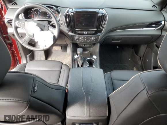 2022 Chevrolet Traverse Premier z VIN 1GNEVKKW2NJ132898, wystawiony jako Copart lot #52786375 z przebiegiem 12 902 mil mil oraz Szkoda całkowita • Salvage title. Historia ofert i sprzedaży dostępna na DreamBid. Obrazek 8.