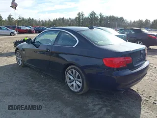 2011 BMW 3 Series 328i xDrive with VIN WBAKF5C52BE655212, listed as a IAAI auction lot 41802186 with 185,014 mi miles. Bid and sale history available at carsss.com. Image 3.