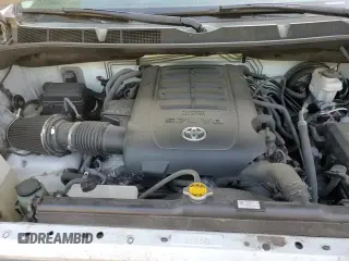 2017 Toyota Tundra SR5 с VIN 5TFDY5F13HX625535, выставлен на аукционе Copart как лот 68273835 с пробегом 106 827 миль миль и На запчасти • Non repairable. История ставок и продаж доступна на DreamBid. Изображение 13.