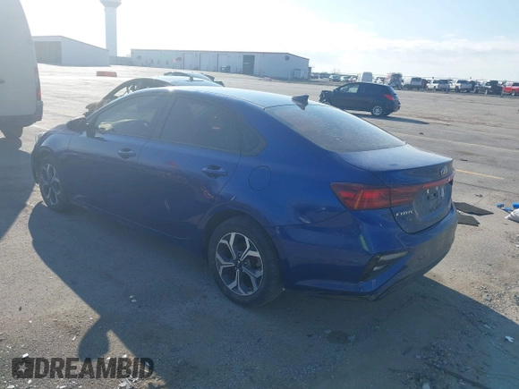 2019 Kia Forte LXS with VIN 3KPF24AD8KE007205, listed as a IAAI auction lot 41848642 with 88,121 mi miles. Bid and sale history available at carsss.com. Image 3.