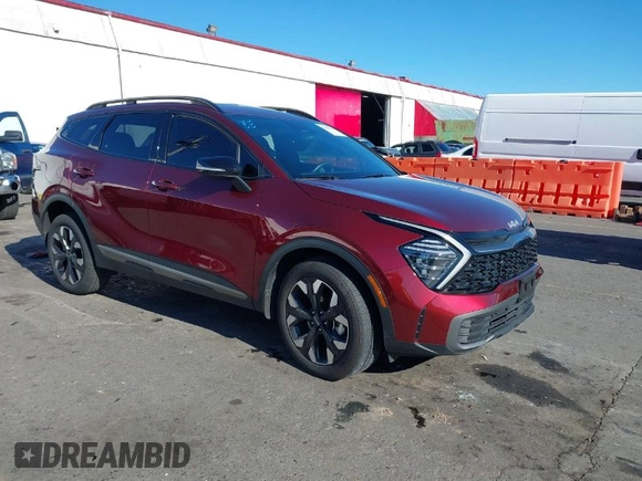 2024 Kia Sportage X-Line with VIN 5XYK6CDF7RG198333, listed as a IAAI auction lot 41562649 with 7,820 mi miles and . Bid and sale history available at carsss.com. Image 1.