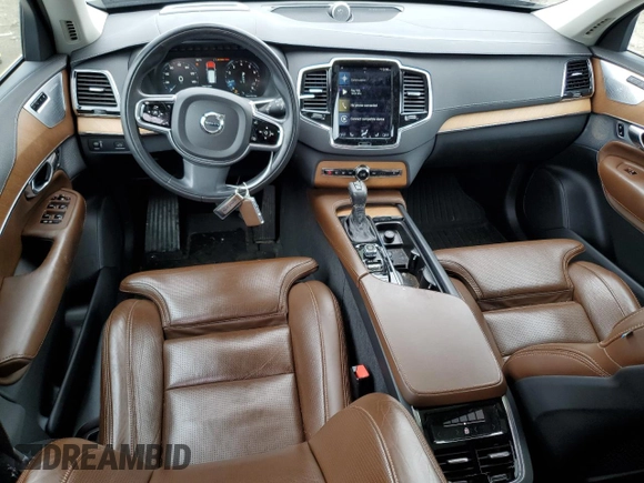 2018 Volvo XC90 Inscription with VIN YV4A22PL0J1217941, listed as a Copart auction lot 56119325 with 60,492 mi miles and Salvage title. Bid and sale history available at DreamBid. Image 8.