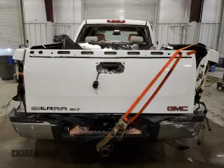 2009 GMC Sierra 2500HD SLT z VIN 1GTHK63K99F116837, wystawiony jako Copart lot #42639705 z przebiegiem 253 632 mil mil oraz Szkoda całkowita • Salvage title. Historia ofert i sprzedaży dostępna na DreamBid. Obrazek 6.