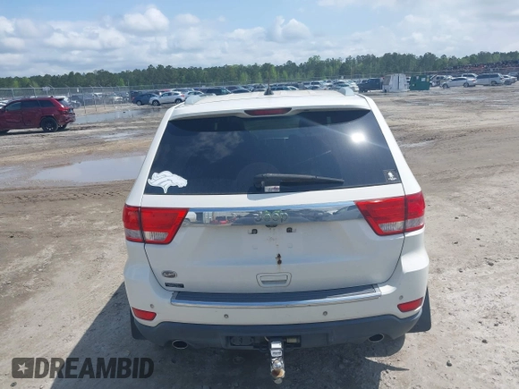 2012 Jeep Grand Cherokee Overland with VIN 1C4RJECT8CC195064, listed as a IAAI auction lot 41860187 with 241,367 mi miles. Bid and sale history available at carsss.com. Image 16.