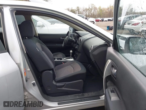 2009 Nissan Rogue SL with VIN JN8AS58T49W057083, listed as a IAAI auction lot 41987000 with 178,797 mi miles and . Bid and sale history available at DreamBid. Image 5.