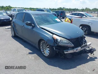 2014 Hyundai Equus Signature z VIN KMHGH4JH4EU082362, wystawiony jako IAAI lot #40009982 z przebiegiem 104 388 mil mil oraz . Historia ofert i sprzedaży dostępna na DreamBid. Obrazek 1.