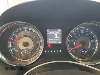 2014 Chrysler Town & Country Touring z VIN 2C4RC1BG5ER133624, wystawiony jako Copart lot #60631225 z przebiegiem 252 765 mil mil oraz Nie do naprawy • Non repairable. Historia ofert i sprzedaży dostępna na DreamBid. Obrazek 9.