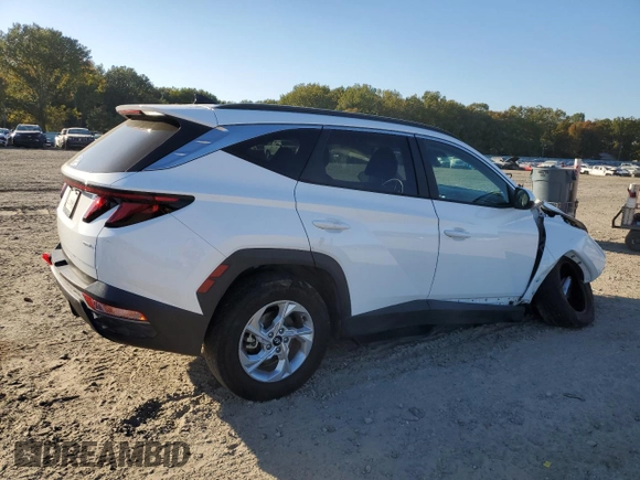 2024 Hyundai Tucson SEL with VIN 5NMJBCDE1RH353642, listed as a Copart auction lot 77195424 with 15,911 mi miles and Salvage Title. Bid and sale history available at carsss.com. Image 3.
