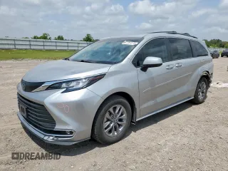 2022 Toyota Sienna XLE z VIN 5TDYRKECXNS076093, wystawiony jako Copart lot #57281275 z przebiegiem 90 854 mil mil oraz Szkoda całkowita • Salvage title. Historia ofert i sprzedaży dostępna na DreamBid. Obrazek 1.