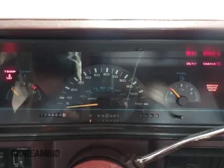 1996 Oldsmobile Cutlass Ciera 1SA VX5 z VIN 1G3AJ55M7T6328219, wystawiony jako IAAI lot #41663474 z przebiegiem 124 853 mil mil oraz . Historia ofert i sprzedaży dostępna na DreamBid. Obrazek 7.