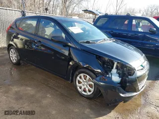 2013 Hyundai Accent GL with VIN KMHCT5AE6DU128989, listed as a IAAI auction lot 41744428 with 92,102 mi miles. Bid and sale history available at carsss.com. Image 1.