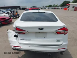 2020 Ford Fusion SEL с VIN 3FA6P0CD7LR131781, выставлен на аукционе IAAI как лот 41855346 с пробегом 95 621 миль миль и . История ставок и продаж доступна на DreamBid. Изображение 16.