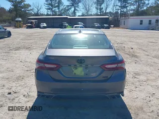 2019 Toyota Camry XSE with VIN 4T1B61HK1KU812353, listed as a IAAI auction lot 41671046 with 60,488 mi miles. Bid and sale history available at carsss.com. Image 16.