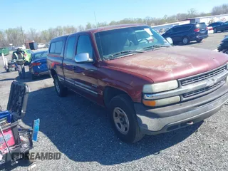 2002 Chevrolet Silverado 1500 LS with VIN 1GCEK19T52E188135, listed as a IAAI auction lot 41954549 with 354,000 mi miles. Bid and sale history available at carsss.com. Image 1.