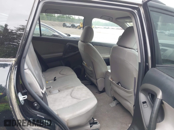 2012 Toyota RAV4 z VIN 2T3BF4DV4CW198537, wystawiony jako IAAI lot #42457596 z przebiegiem 136 904 mil mil oraz . Historia ofert i sprzedaży dostępna na DreamBid. Obrazek 8.