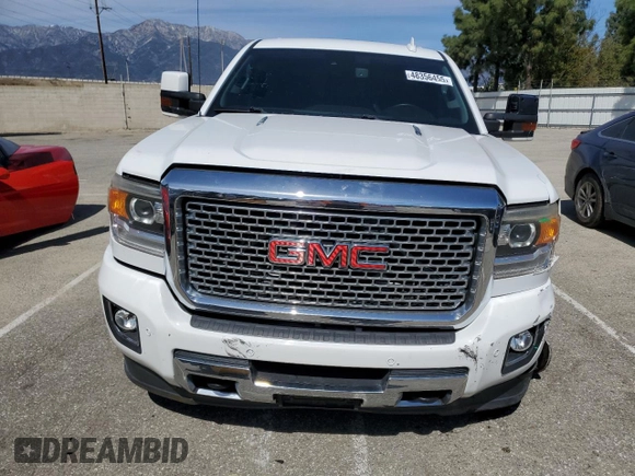 2015 GMC Sierra 2500HD available WiFi Denali with VIN 1GT120E80FF659215, listed as a Copart auction lot 48356455 with 134,796 mi miles and Salvage Title. Bid and sale history available at carsss.com. Image 5.