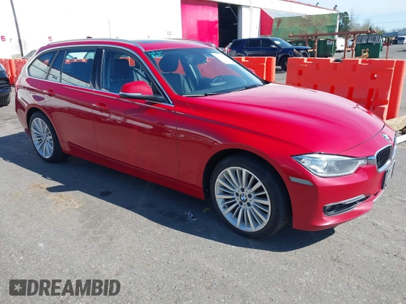 2014 BMW 3 Series 328i xDrive with VIN WBA3G7C58EKN36972, listed as a IAAI auction lot 41854952 with 112,201 mi miles and . Bid and sale history available at carsss.com. Image 1.